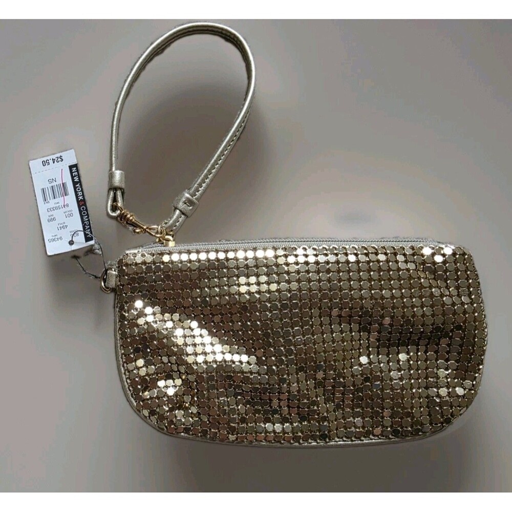 New York & Company Gold Tone Mesh Evening Bag Wristlet Zip Evening Travel NWT